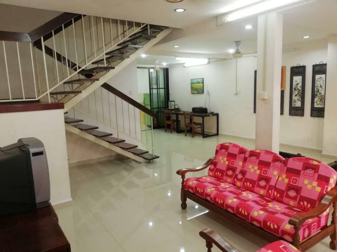 Sweethome For Travelers Seremban Extérieur photo
